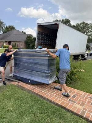 Bacio Acadiana Movers LLC